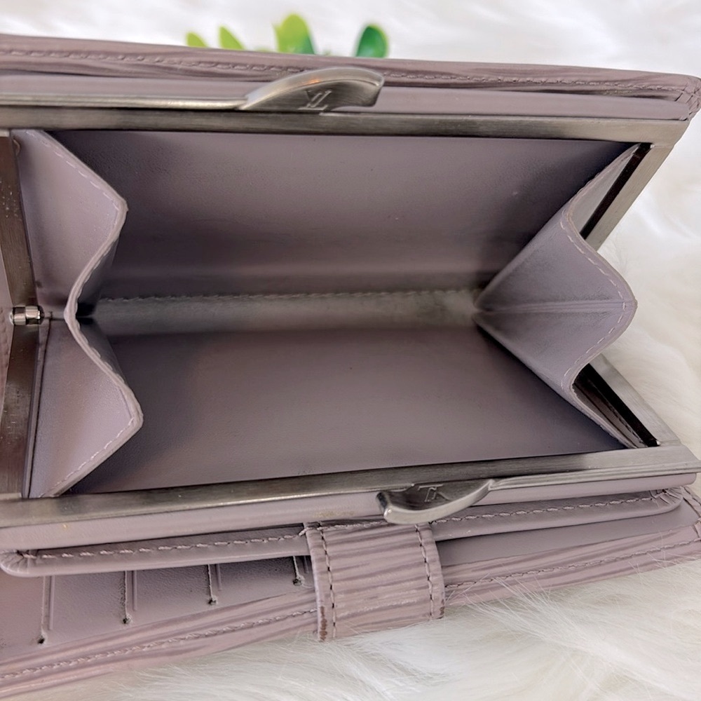 Louis Vuitton Grey/Taupe Textured Epi Leather Wallet - Picture 10 of 14